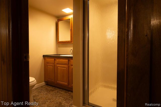32121 Grandview Avenue, Westland, MI 48186