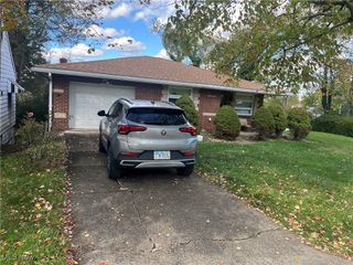 2815 Cleveland Avenue, Steubenville, OH 43952