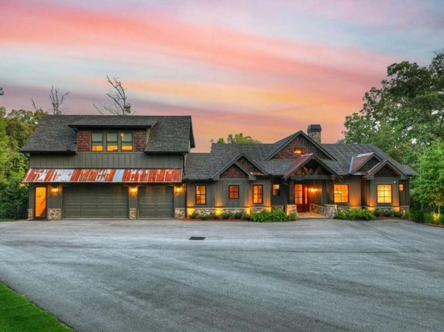 66 Rome Point, Blue Ridge, GA 30513