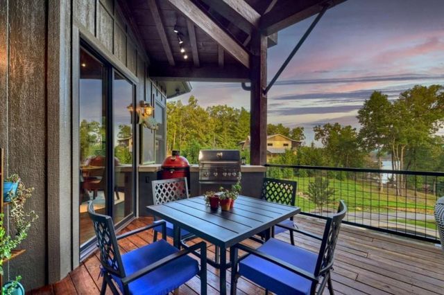 66 Rome Point, Blue Ridge, GA 30513