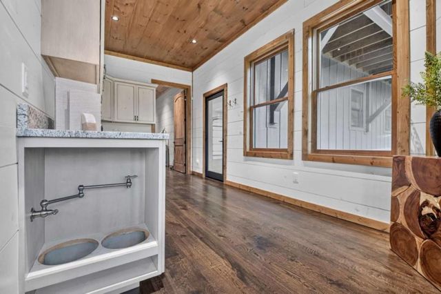 66 Rome Point, Blue Ridge, GA 30513