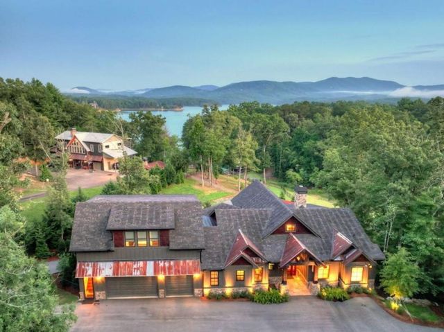 66 Rome Point, Blue Ridge, GA 30513