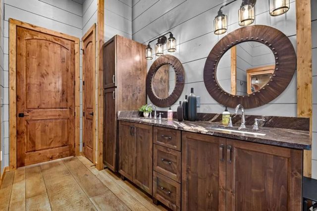 66 Rome Point, Blue Ridge, GA 30513