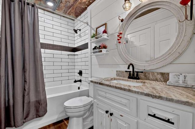 66 Rome Point, Blue Ridge, GA 30513