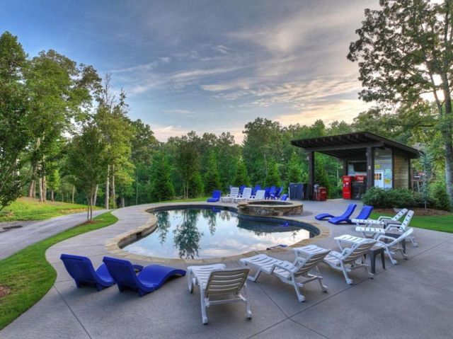 66 Rome Point, Blue Ridge, GA 30513