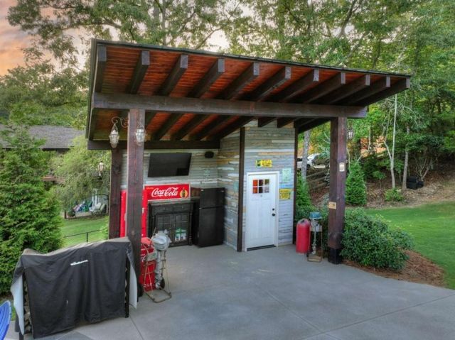66 Rome Point, Blue Ridge, GA 30513