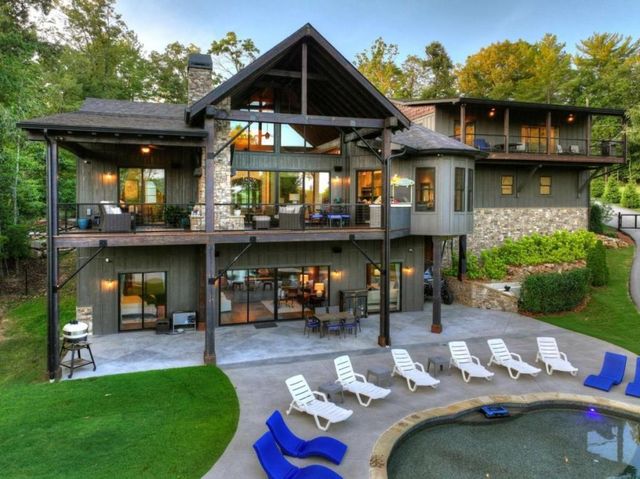 66 Rome Point, Blue Ridge, GA 30513