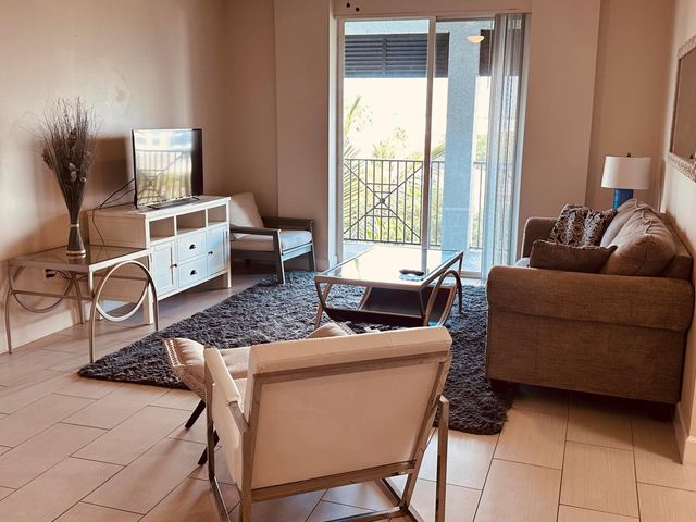 255 NE 3rd 2503, Delray Beach, FL 33444