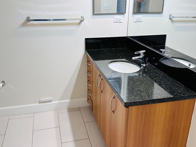 255 NE 3rd 2503, Delray Beach, FL 33444