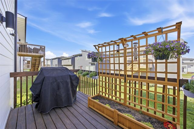 1422 NE Cedarwood Drive, Grimes, IA 50111