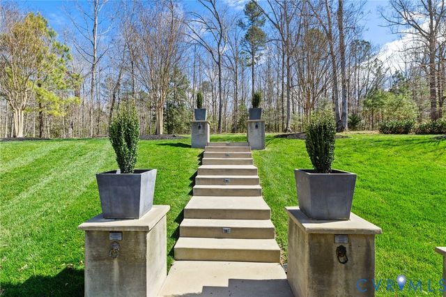 7831 Rock Cress Dr, Moseley, VA 23120