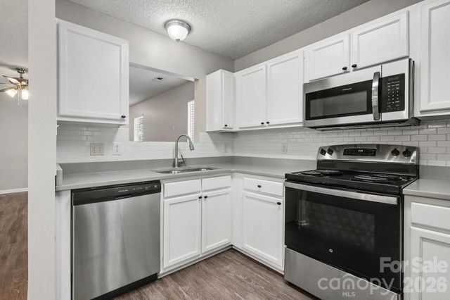 11207 Gold Pan Road, Charlotte, NC 28215