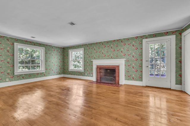 2545 Norwood Dr, Woodlawn, TN 37191