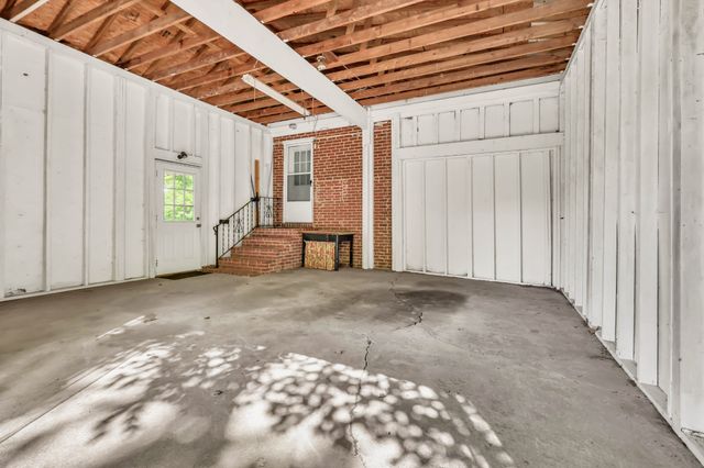 2545 Norwood Dr, Woodlawn, TN 37191