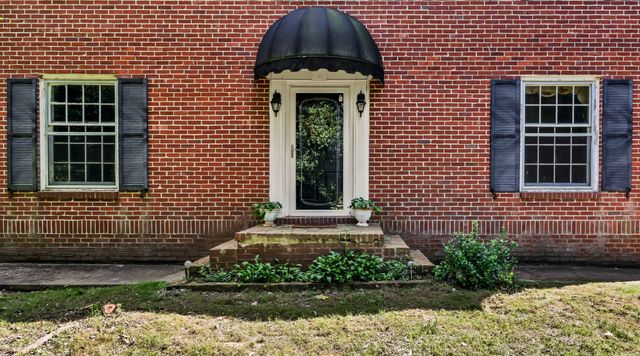 2545 Norwood Dr, Woodlawn, TN 37191