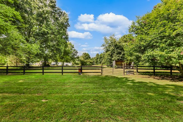 2545 Norwood Dr, Woodlawn, TN 37191