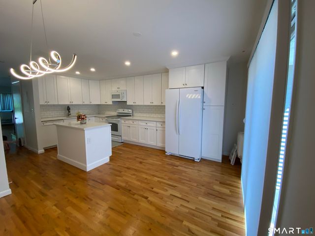 168 Belltown Road C3, Stamford, CT 06905
