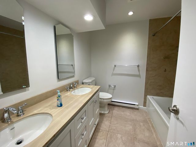 168 Belltown Road C3, Stamford, CT 06905