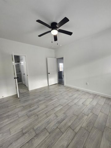 1418 Road 5607, Cleveland, TX 77327