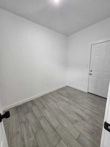 1418 Road 5607, Cleveland, TX 77327