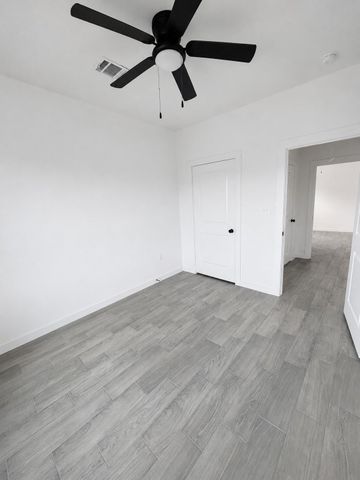 1418 Road 5607, Cleveland, TX 77327