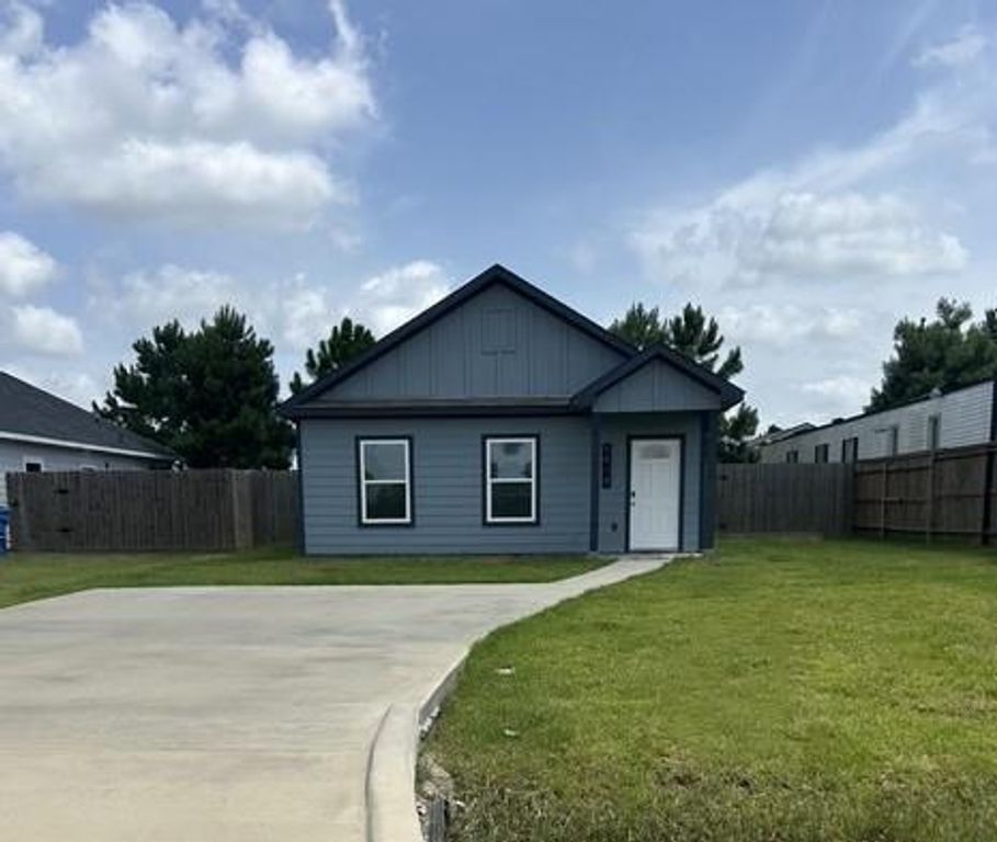 1418 Road 5607, Cleveland, TX 77327