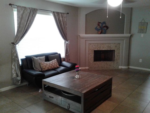 2407 Pinpoint Drive, Spring, TX 77373