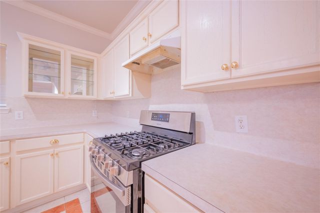 9414 Lerin Lane, Houston, TX 77498