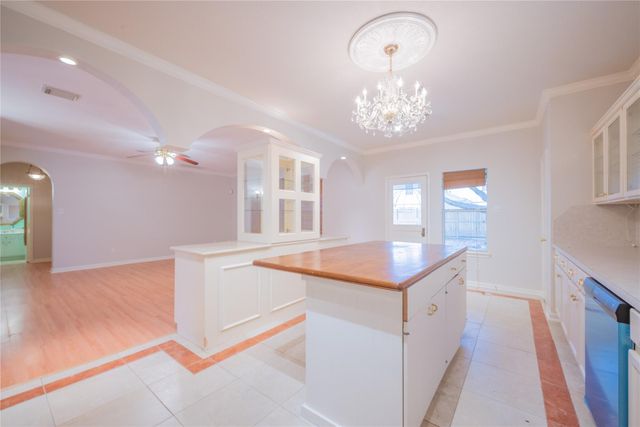 9414 Lerin Lane, Houston, TX 77498