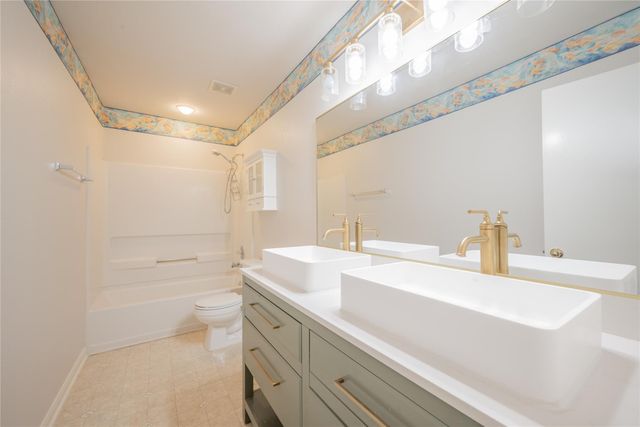 9414 Lerin Lane, Houston, TX 77498