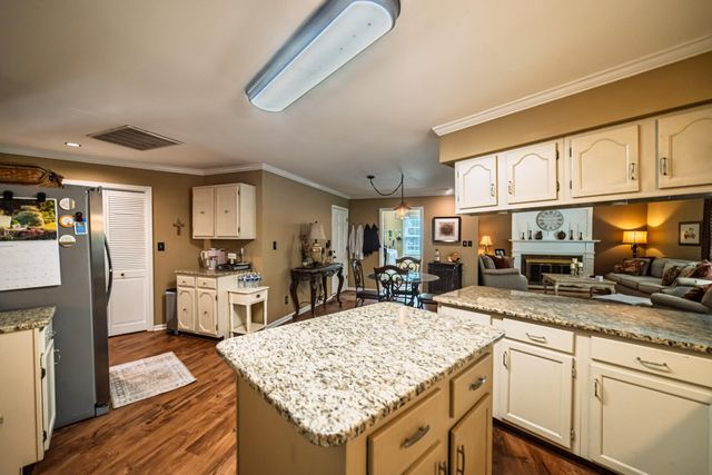 4400 Court Avenue, Paducah, KY 42001