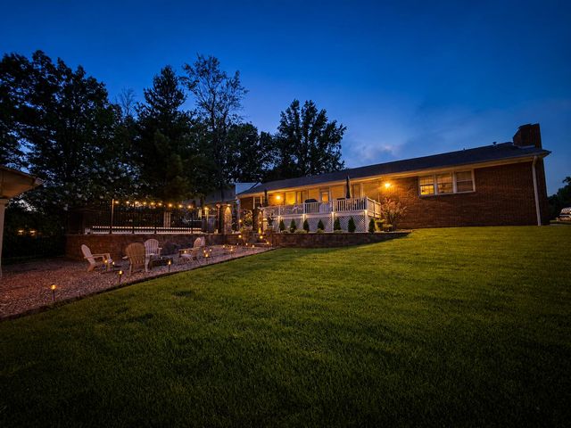 4400 Court Avenue, Paducah, KY 42001