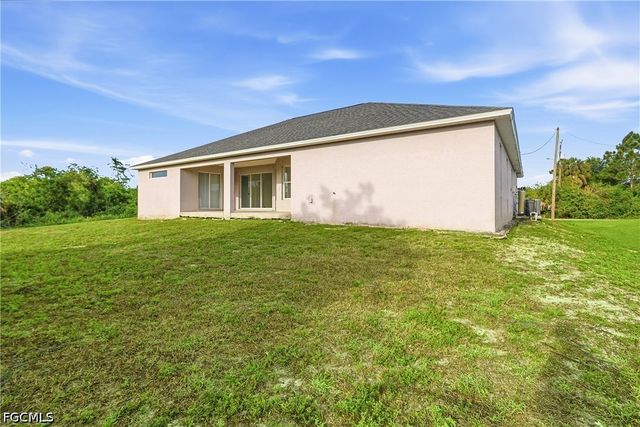 1403 Curtis AVE S, Lehigh Acres, FL 33976
