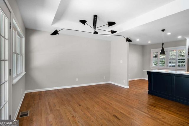 3240 Pinestream Road NW, Atlanta, GA 30327