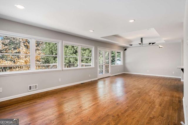 3240 Pinestream Road NW, Atlanta, GA 30327
