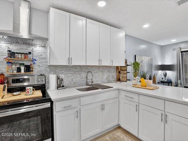 1188 FROMAGE Way, Jacksonville, FL 32225