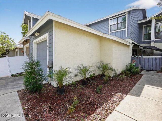 1188 FROMAGE Way, Jacksonville, FL 32225