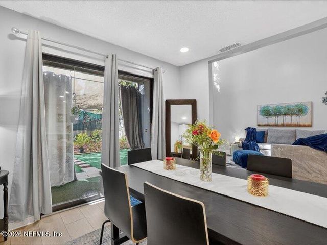 1188 FROMAGE Way, Jacksonville, FL 32225