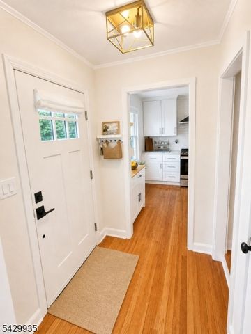 165 Russell Rd, Fanwood Boro, NJ 07023