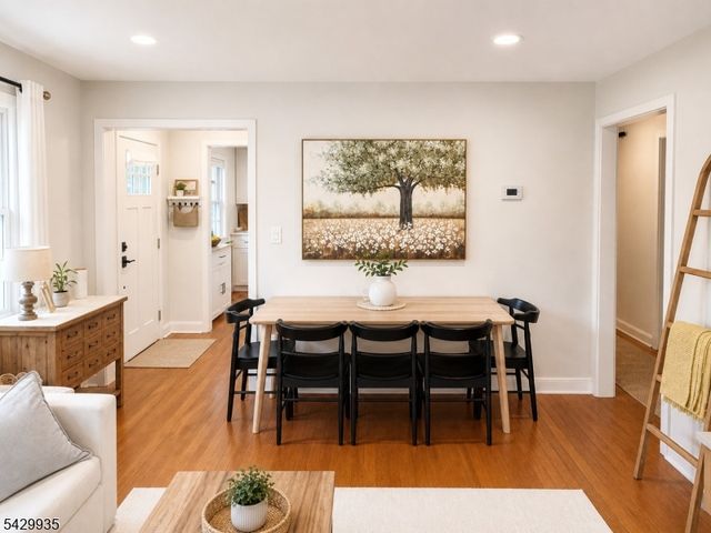 165 Russell Rd, Fanwood Boro, NJ 07023
