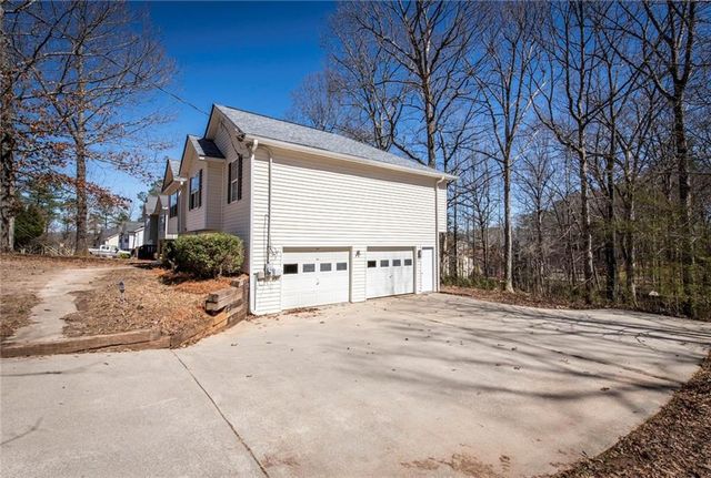 2192 Stenger Road, Douglasville, GA 30135