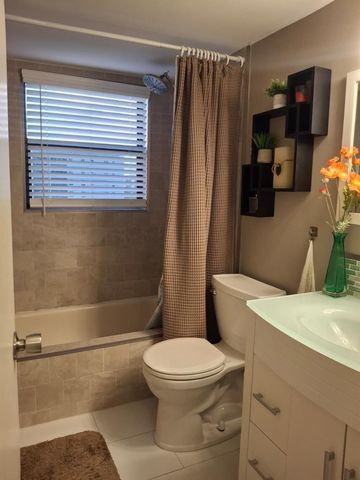 2217 Cypress Island Dr 701, Pompano Beach, FL 33069