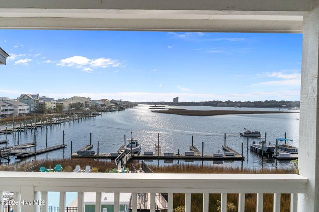 111 Florida Avenue Apt 15, Carolina Beach, NC 28428