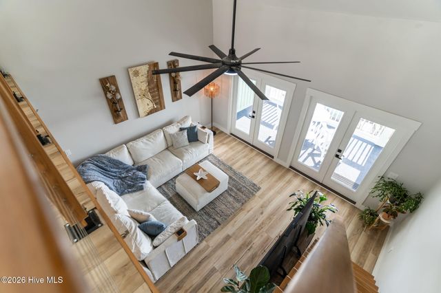 111 Florida Avenue Apt 15, Carolina Beach, NC 28428