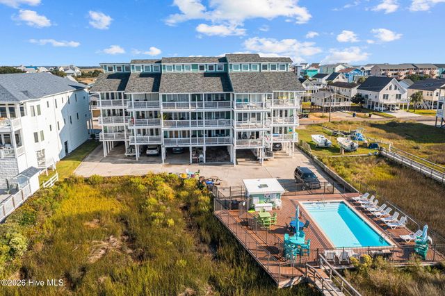 111 Florida Avenue Apt 15, Carolina Beach, NC 28428