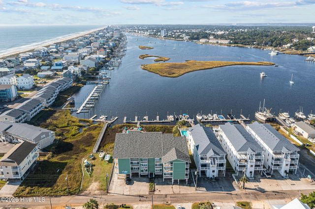 111 Florida Avenue Apt 15, Carolina Beach, NC 28428