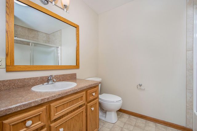 4180 Ivanrest Avenue SW, Grandville, MI 49418