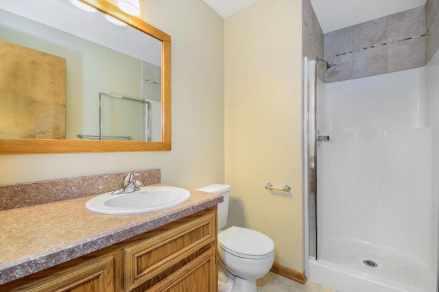 4180 Ivanrest Avenue SW, Grandville, MI 49418