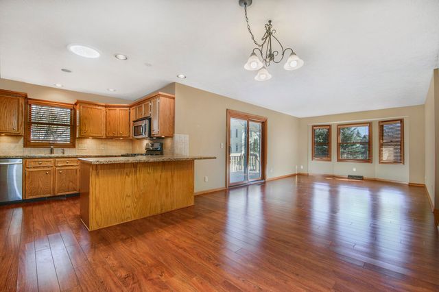 4180 Ivanrest Avenue SW, Grandville, MI 49418