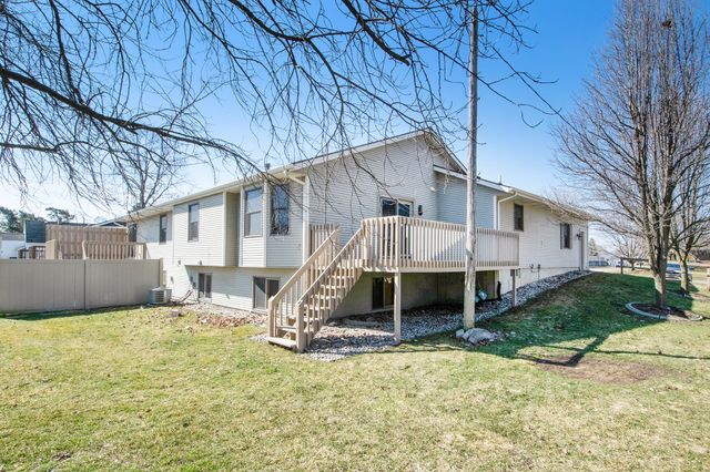 4180 Ivanrest Avenue SW, Grandville, MI 49418